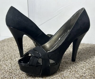 Tacón alto GUESS negro punta abierta cuero gamuza tacón de aguja 9M Foto 1 de 4