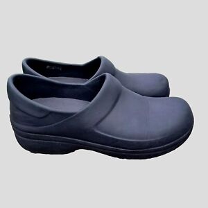 Crocs Neria Pro II Clogs Women’s 6 Black Slip Resistant Comfort Work Shoes