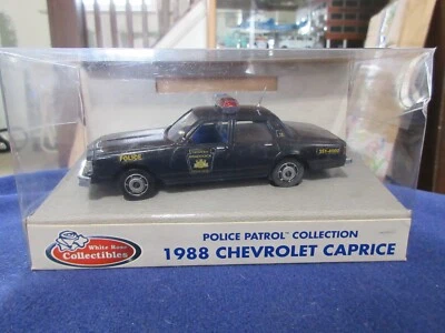 Chevy Caprice White Rose modelo personalizado 1:43 North Braddock Pennsylvania Police PA Foto 1 de 4
