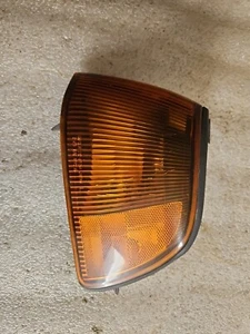 1997 Mitsubishi Montero Sport Driver Left Side Corner Lamp - Picture 1 of 1