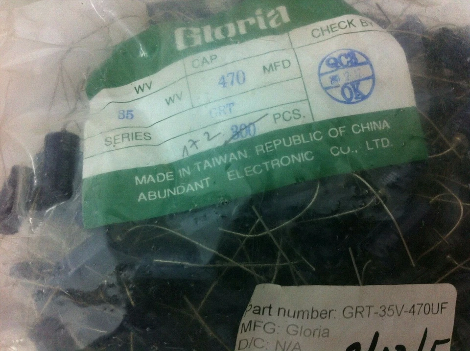GRT-35V-470uF-20% - Gloria - 172 piezas - Condensadores electrolíticos radiales 470uF 35V Foto 1 de 1
