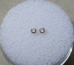  Champagne diamond loose faceted round natural pair 2mm each - Picture 1 of 3