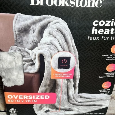 Brookstone Acogedora Manta de Felpa Calefacción Mármol Imitación Piel Gris 60x 70" Caja Abierta Foto 1 de 3