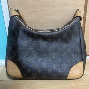 Louis Vuitton bag - Picture 1 of 5