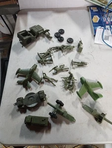 Vintage 1950's Tim-Mee Soldiers, Renwal,Irwin,Misc Lot of 20 Pcs 65mm - Picture 1 of 5