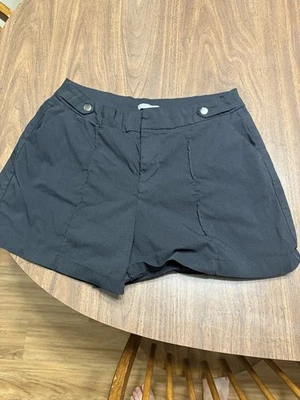 Pantalones cortos negros para mujer Maurice’s talla grande Foto 1 de 4