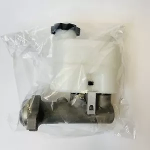 Dorman M630509 Brake Master Cylinder for Select Chevrolet/GMC Models - Picture 1 of 7