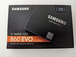 Samsung 860 EVO SSD 1 TB SATA III 6 GB/s 2,5" lettura 550 MB/s V-NAND Interno