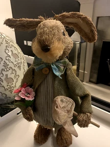 Straw Rabbit Egg Hunt Table Prop Large Room Decoration Peter Rabbit 43cm Tall - Picture 1 of 4
