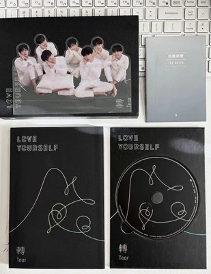 BTS LOVE YOURSELF TEAR ALBUM CD (WITH STANDEE, NO PHOTOCARD) Foto 1 de 4