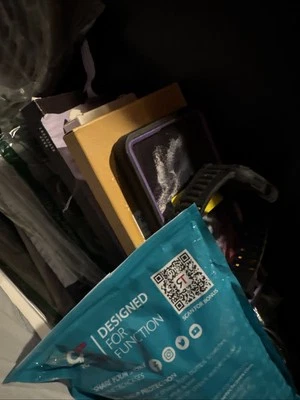 Bulk Wholesale Lot of 130 Mixed Cell Phone Cases Accessories Iphone Android Mix - Image 1 of 4