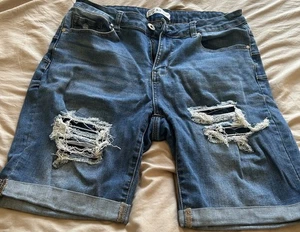 Women’s Blue Savvy Bermuda Cuffed Distressed Jean Shorts Size 14 - Picture 1 of 8