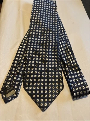 Gravata de seda moderna azul premium Ermenegildo Zegna com detalhes bege 59,5x3,675” - Imagem 1 de 4