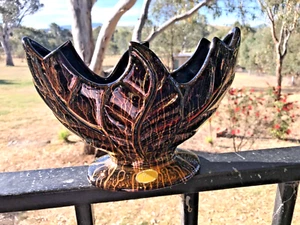 SUPERB AUSTRALIAN VASE LANE POTTERIES BURWOOD VIC. MINT CONDITION 23cm x 15cm - Picture 1 of 10
