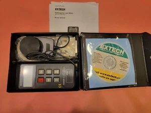 EXTECH Datalogging Light Meter Model 401036 - Picture 1 of 6