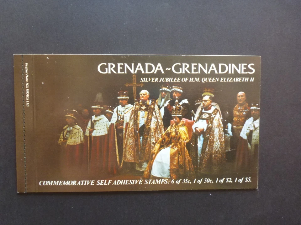 GRENADA-GRENADINES 1977 SILVER JUBILEE STAMP BOOKLET MINT STAMPS - Изображение 1 из 1