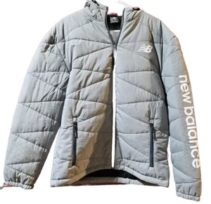New Balance Quilted Hooded Puffer Tech Jacket Super Comfy & Warm Mens MEDIUM NWT - Picture 1 of 11