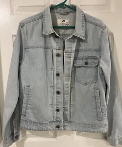 91 Cotton On Jeansjacke Herren Gr. M hellblau distressed Knopfleiste Taschen - Bild 1 von 23