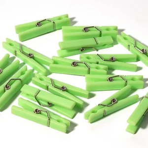 60pcs Baby Shower Clothespin Games Plastic Mini Clothes Pins 1.4 Inch For Party - Picture 1 of 7