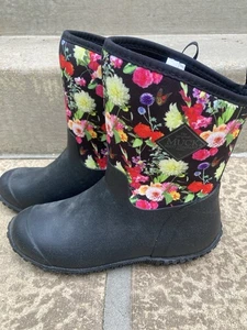 Women's The Original Muck Boot Company Muckster II Mid boot*Black*Floral*Size 6 - Picture 1 of 8