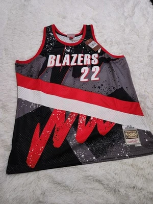 Camiseta Swingman Portland Trail Blazers Clyde Drexler Mitchell & Ness Masculina 2XL - Imagem 1 de 4