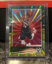 2020-21 DONRUSS GIANNIS ANTETOKOUNMPO BUCKS GREEN/YELLOW LASER HOLO