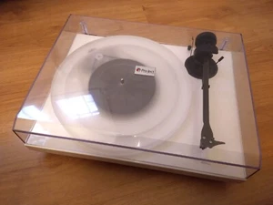 Tocadiscos Pro-Ject Audio 1-Xpression Carbon Classic con Ortofon 2M Silver - Imagen 1 de 12