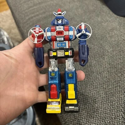 Vintage 1982 Voltron Robot Transformer Dairugger GB-73  Die-cast Action Figure - Image 1 of 4