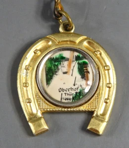 VTG HORSESHOE KEY CHAIN FOB Oberhof Thur Germany FORREST SNOW? SCENE Souvenir - Picture 1 of 4