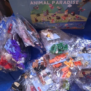 ZH Animal Paradise Building Blocks Set 30 Sealed Bags As Advent Packs Kids Gifts - Picture 1 of 5