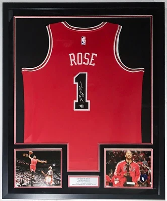 Camiseta Derrick Rose Autografiada Auténtica de los Bulls Fanáticos Certificado de Autenticidad Enmarcado Jugador Más Valioso Foto Foto 1 de 4