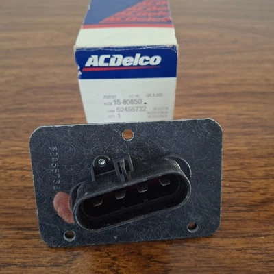 15-80850 Buick Commercial Chassis Roadmaster  HVAC Blower Resistor - Image 1 of 2