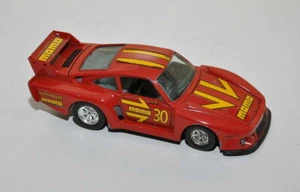 Modello Burago Porsche 935 TT  scala 1:24 Rossa MOMO numero 30 - Foto 1 di 12