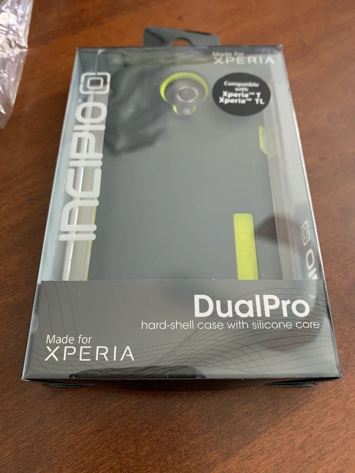 Funda Incipio Sony Xperia T/TL Dual PRO - Gris/Amarillo_Blizzard Plaid  Foto 1 de 1