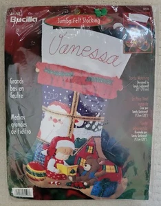 Vintage Bucilla Felt Christmas Stocking Kit 84596 - Santa Watching - Picture 1 of 2