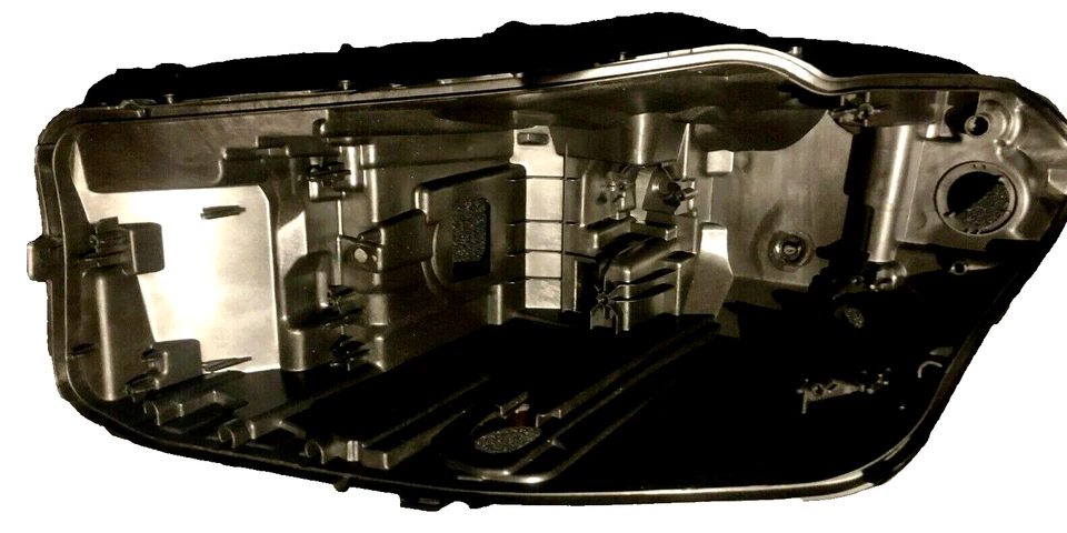 BMW F90 M5 G30 530i 540i M550i xDrive Left Driver Headlight Housing Adaptive OEM - Image 1 of 4