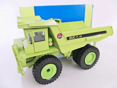 CONRAD 2761 'EUCLID EUC R35 DUMP TRUCK' 1:50. SUPERB/BOXED - Image 1 of 4