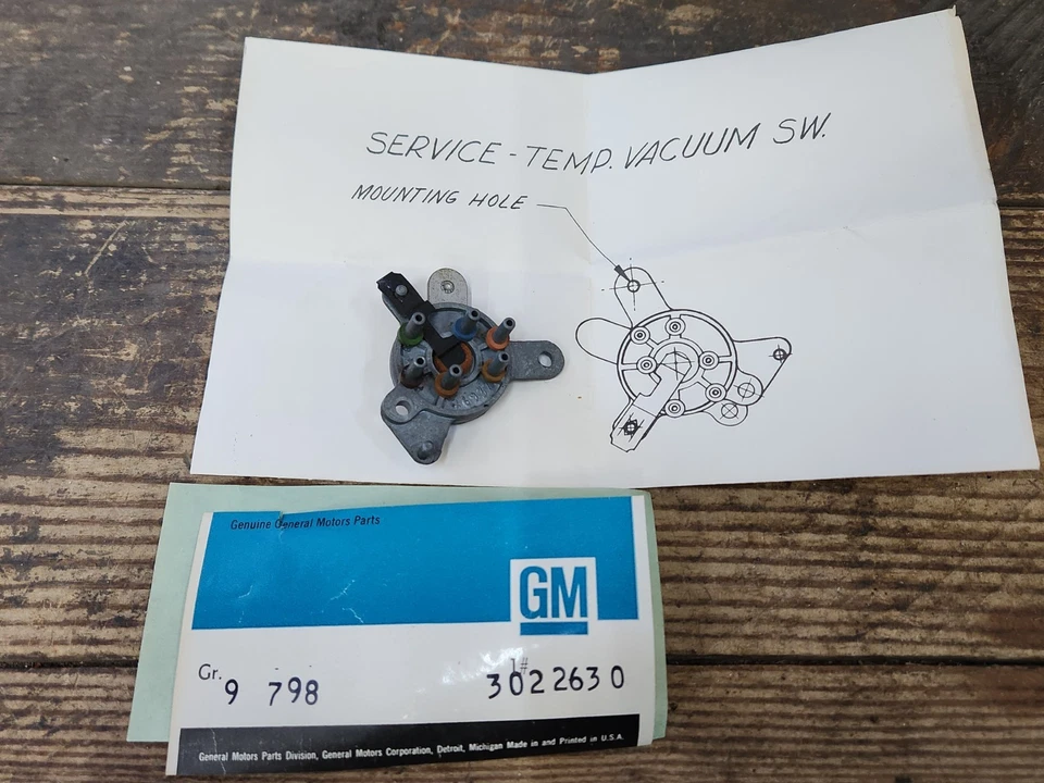 NOS OEM 1968-1970 Buick LeSabre Wildcat Electra vacuum selector switch 3022630 - Image 1 of 4