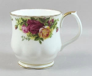 Royal Albert Old Country Roses Tea Cup Coffee Mug England Gold 3.25" (9cm) H - Picture 1 of 7