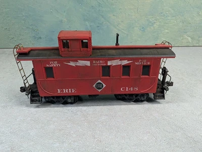 USED Roundhouse HO Scale Caboose Erie #C148 Weathered READ - Image 1 of 4