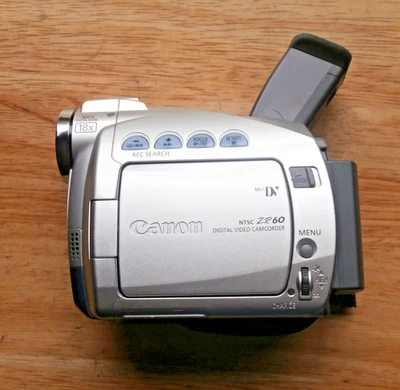 Canon MiniDV Camcorder Video Camera ZR60 No Image for Parts/Repair - Image 1 of 4