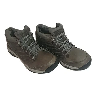 New Balance 1569 WW1569GR Gray Gore-Tex Hiking Boots Shoes Womens US 10 D - Picture 1 of 8