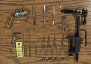 21 Peice Fly Tying Tool Kit  w/Rotating  Vise - KT170 - Picture 1 of 1