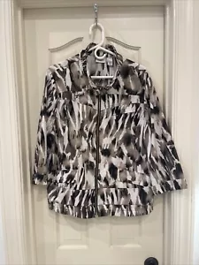 Chico’s Zenergy Jacket Size 3 (XL) Gold Accents Full Zip 3/4 Sleeves - Picture 1 of 9