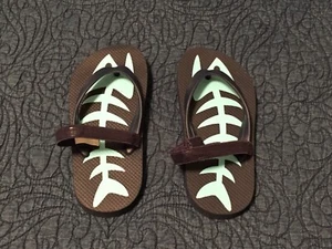 Chanclas Gymboree azul marino para niños pequeños con correa trasera con espina de pescado talla 10-11 nuevas sin etiquetas - Imagen 1 de 5