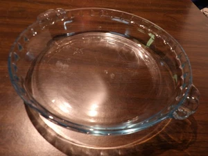 E7611 - Marinex Brasile Piastra per torte da forno in vetro tinta blu con manici 10" - Foto 1 di 2