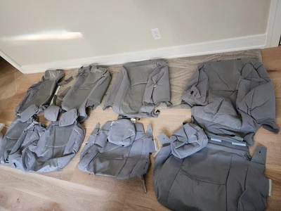 04-07 Toyota Highlander OEM gray cloth seat covers, 2 rows - Image 1 of 4