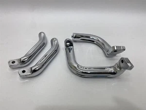 2009 Harley-Davidson Road Glide CVO Front Footboard Mounts Chrome - Bild 1 von 7