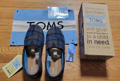*Brand New*Toms Blue Tartan Print Felt/Faux Fur Slip-On Shoes Youth 5  - Image 1 of 4