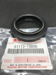 Nuovo Originale Suzuki Forcella Anteriore Parapolvere VS1400GL Intrusi 87-04 ECC - Foto 1 di 3
